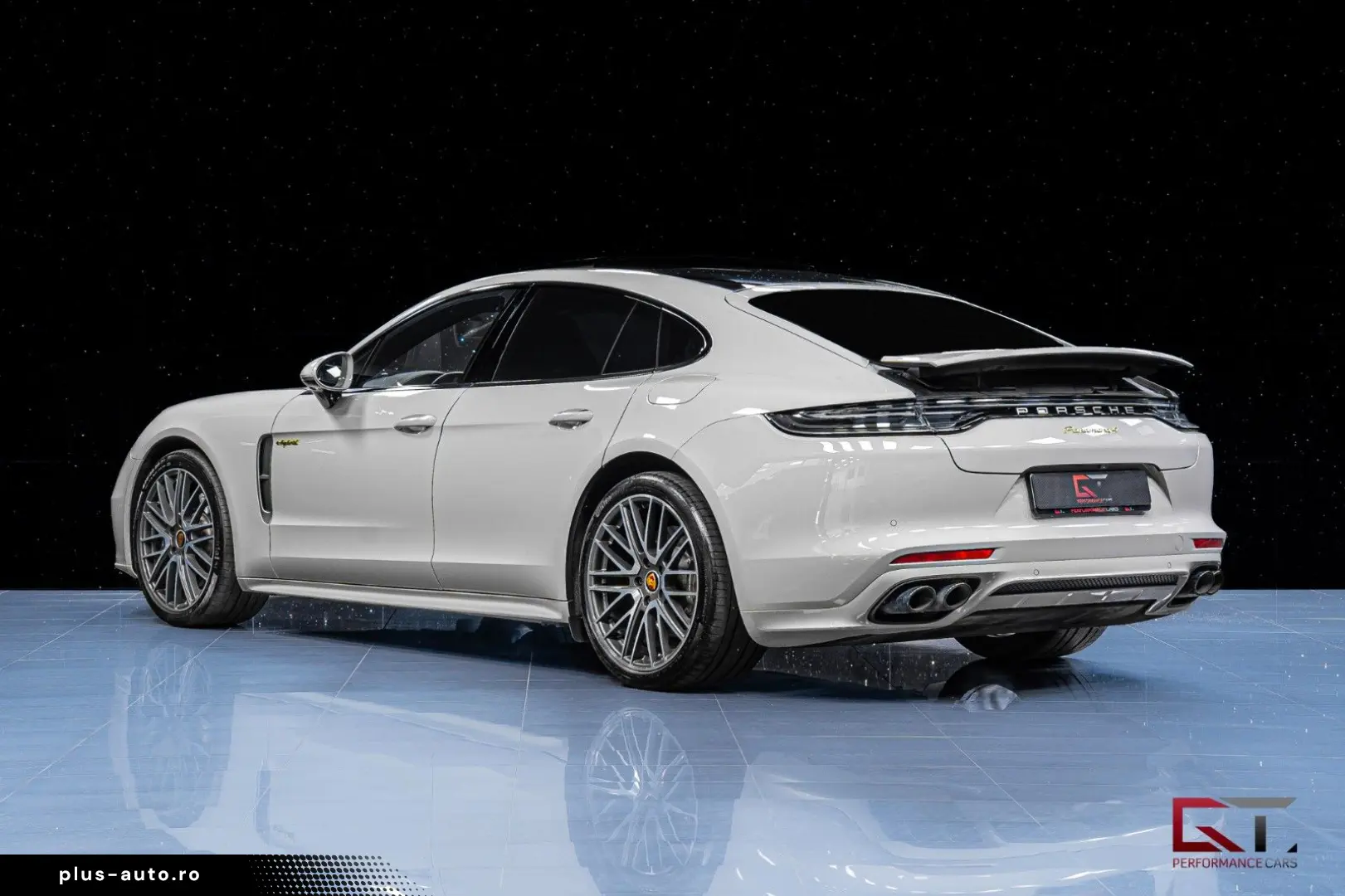 PORSCHE Panamera 4 E-Hyb PLATINUM Sp-Design Crayon Pano