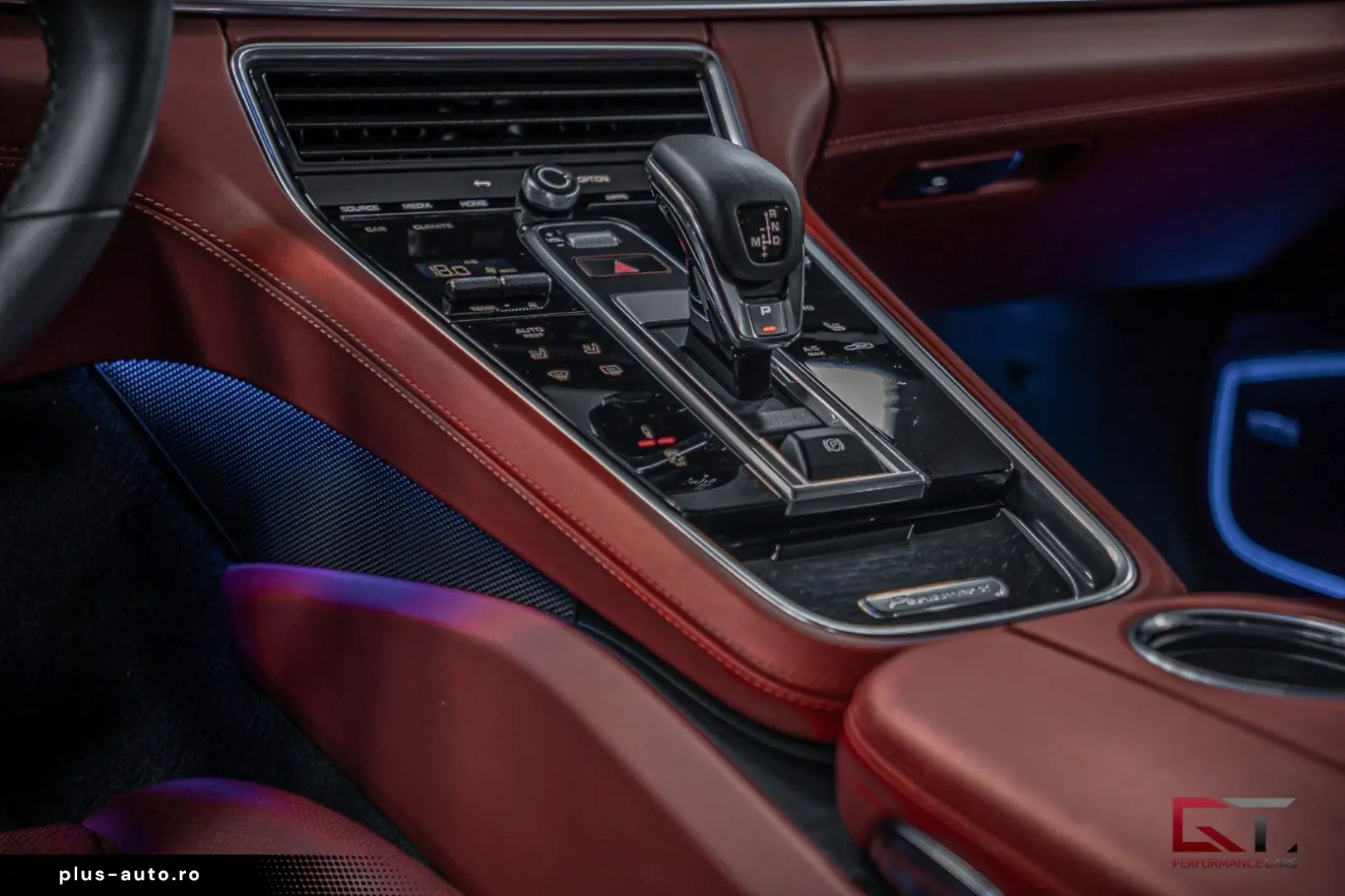 PORSCHE Panamera 4 E-Hyb PLATINUM Sp-Design Crayon Pano