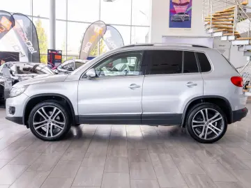 Volkswagen Tiguan 2.0TDI 4MOTION DSG -  Highline