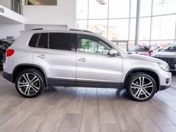 Volkswagen Tiguan 2.0TDI 4MOTION DSG -  Highline