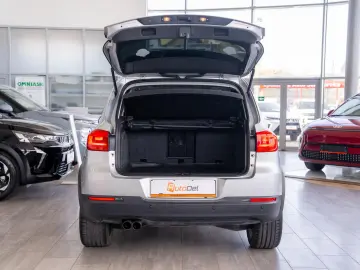 Volkswagen Tiguan 2.0TDI 4MOTION DSG -  Highline