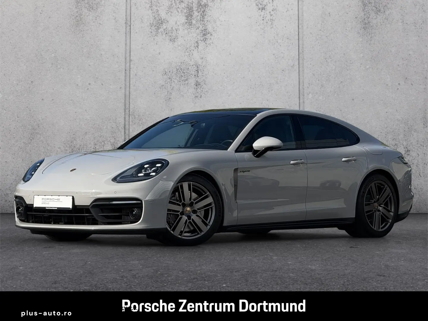 PORSCHE Panamera 4 E-Hybrid Platinum Edition Sportabgas