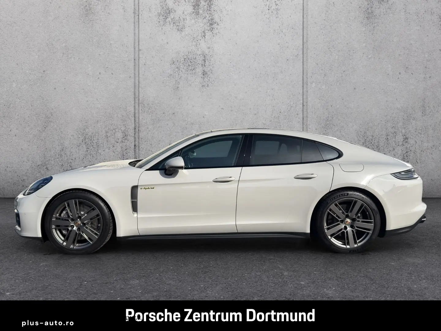 PORSCHE Panamera 4 E-Hybrid Platinum Edition Sportabgas
