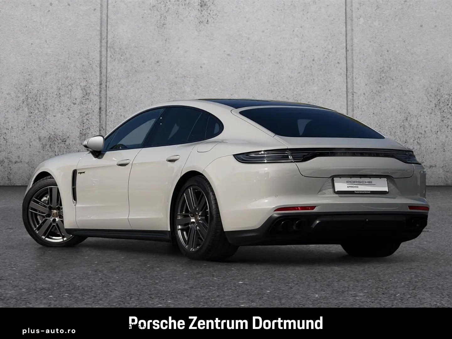 PORSCHE Panamera 4 E-Hybrid Platinum Edition Sportabgas