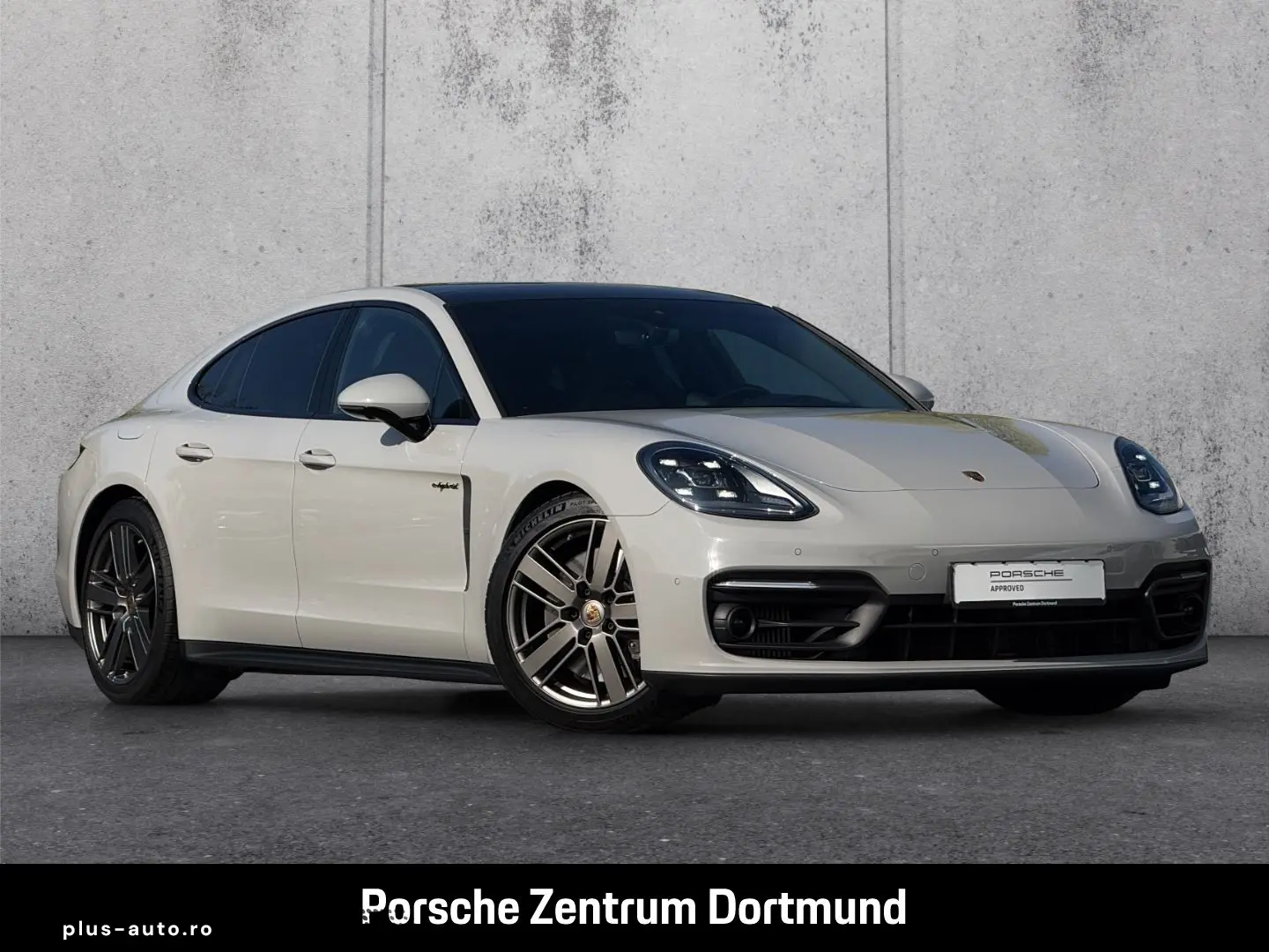 PORSCHE Panamera 4 E-Hybrid Platinum Edition Sportabgas
