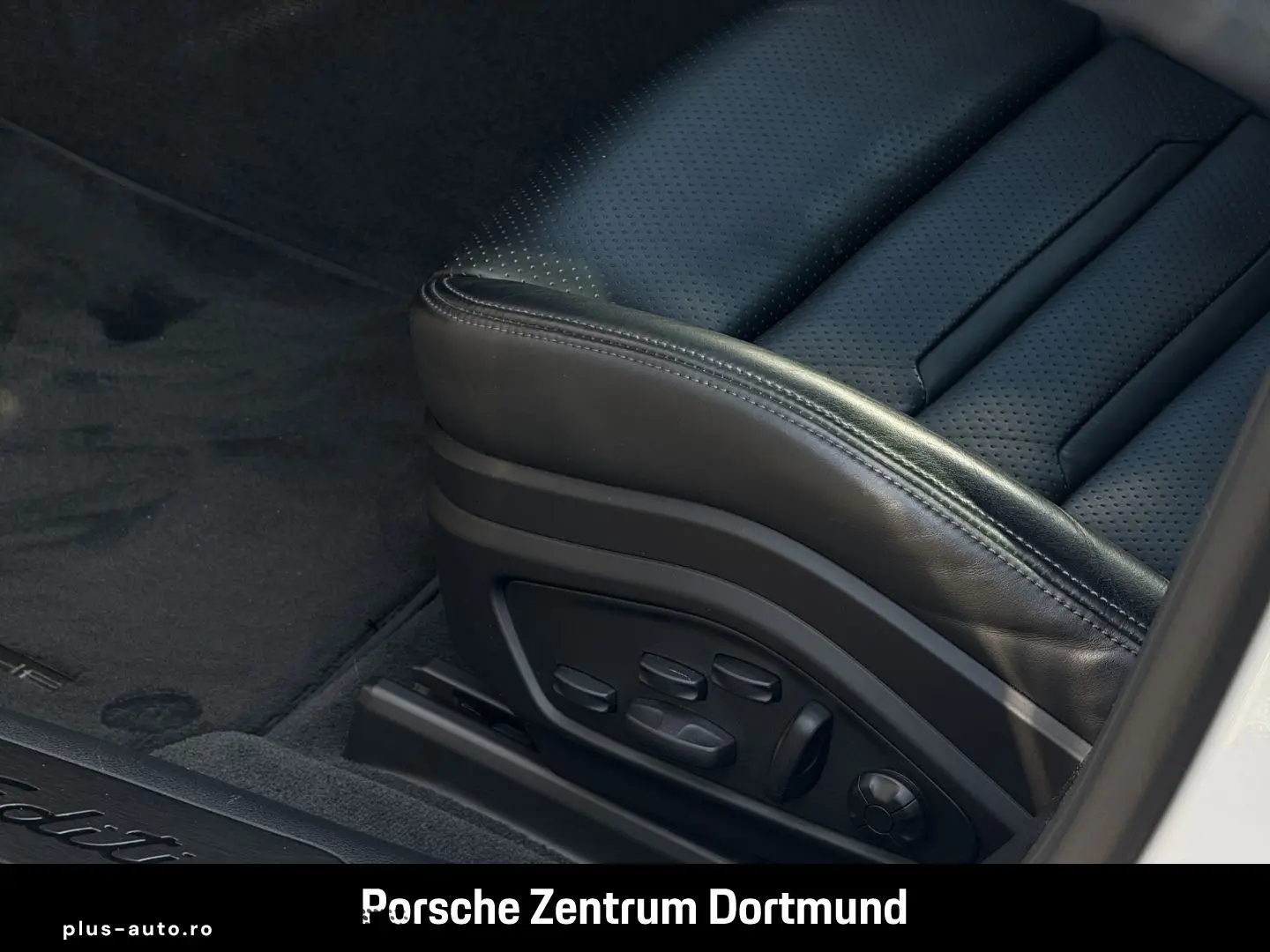 PORSCHE Panamera 4 E-Hybrid Platinum Edition Sportabgas