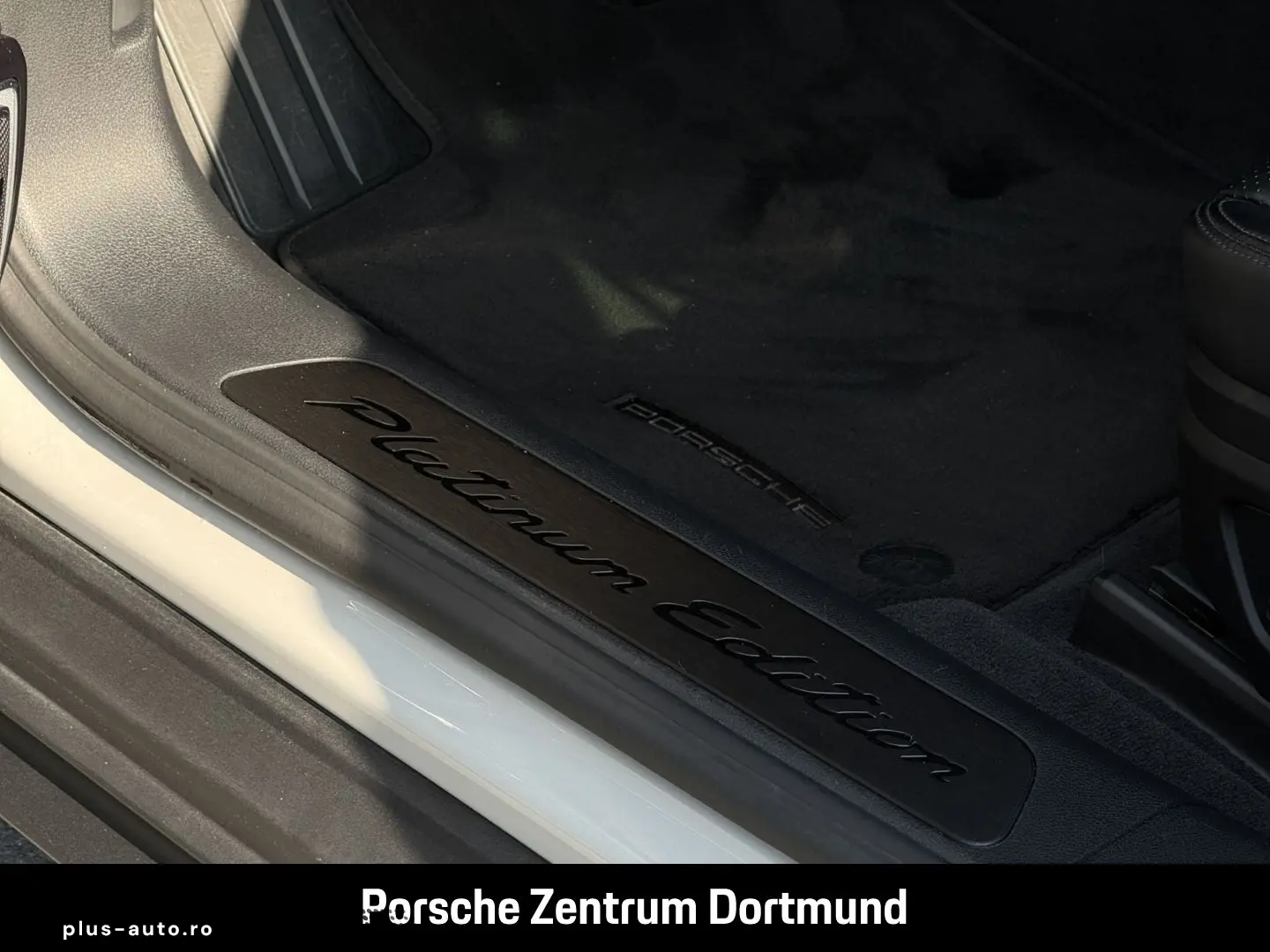 PORSCHE Panamera 4 E-Hybrid Platinum Edition Sportabgas