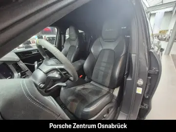 PORSCHE Cayenne Turbo E-Hybrid Coupe mit GT-Paket Burmes