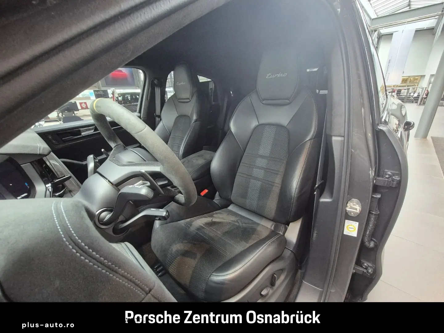 PORSCHE Cayenne Turbo E-Hybrid Coupe mit GT-Paket Burmes