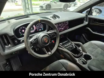 PORSCHE Cayenne Turbo E-Hybrid Coupe mit GT-Paket Burmes