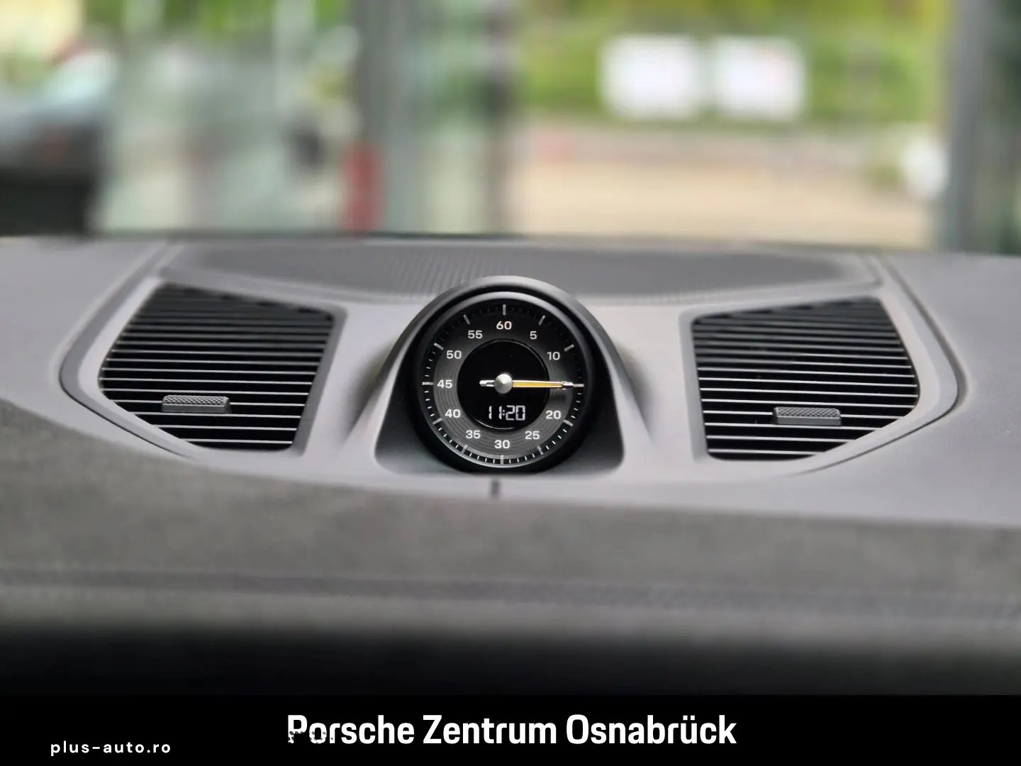 PORSCHE Cayenne Turbo E-Hybrid Coupe mit GT-Paket Burmes