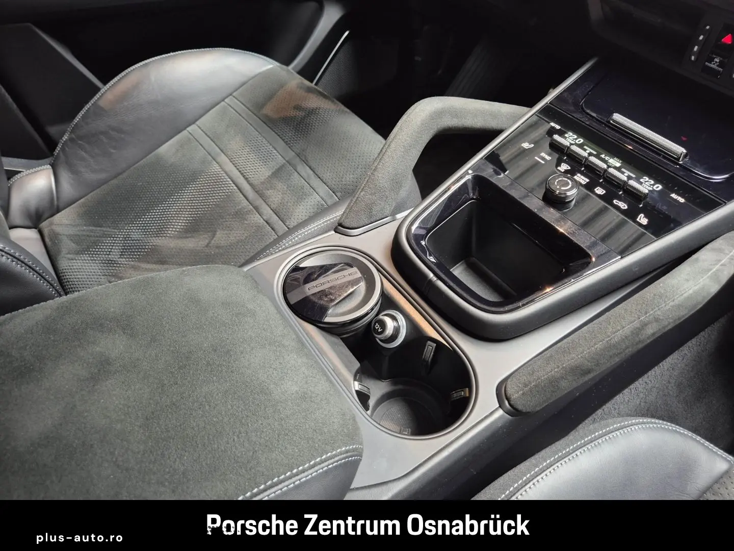 PORSCHE Cayenne Turbo E-Hybrid Coupe mit GT-Paket Burmes