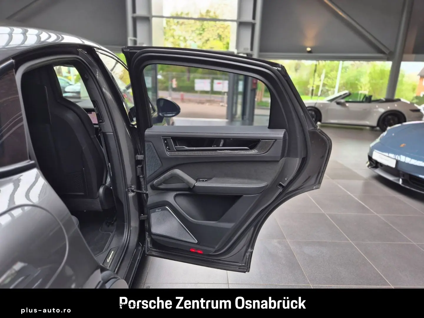 PORSCHE Cayenne Turbo E-Hybrid Coupe mit GT-Paket Burmes