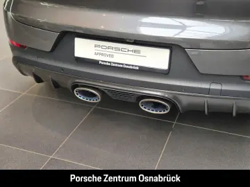 PORSCHE Cayenne Turbo E-Hybrid Coupe mit GT-Paket Burmes