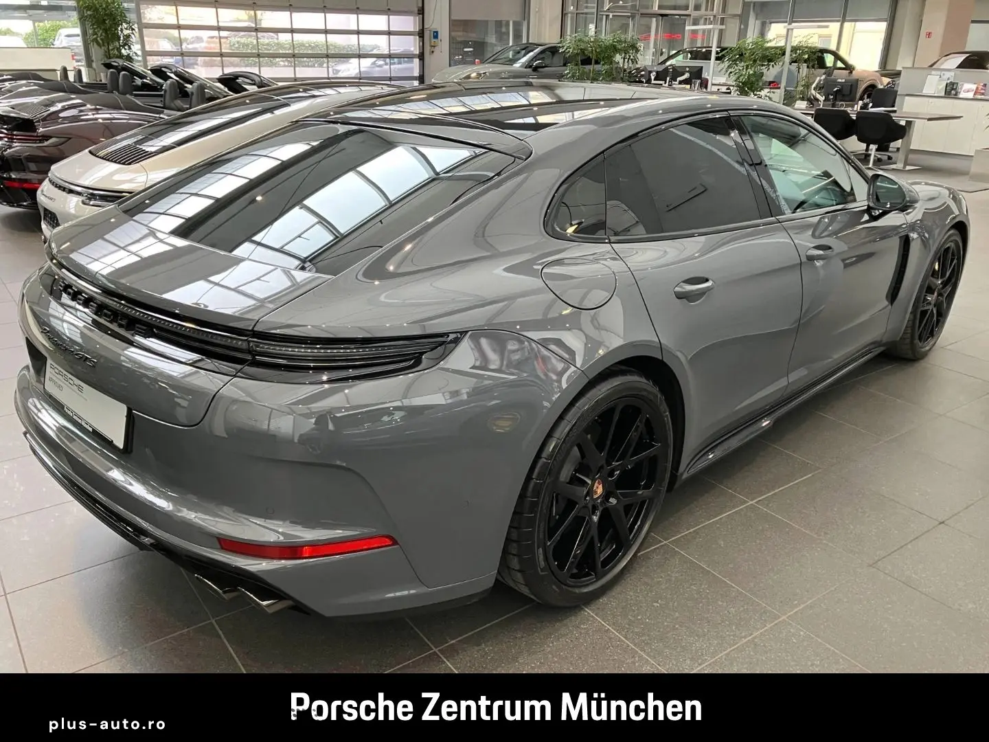 PORSCHE Panamera GTS InnoDrive HA-Lenkung Head-Up BOSE