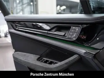 PORSCHE Panamera GTS InnoDrive HA-Lenkung Head-Up BOSE