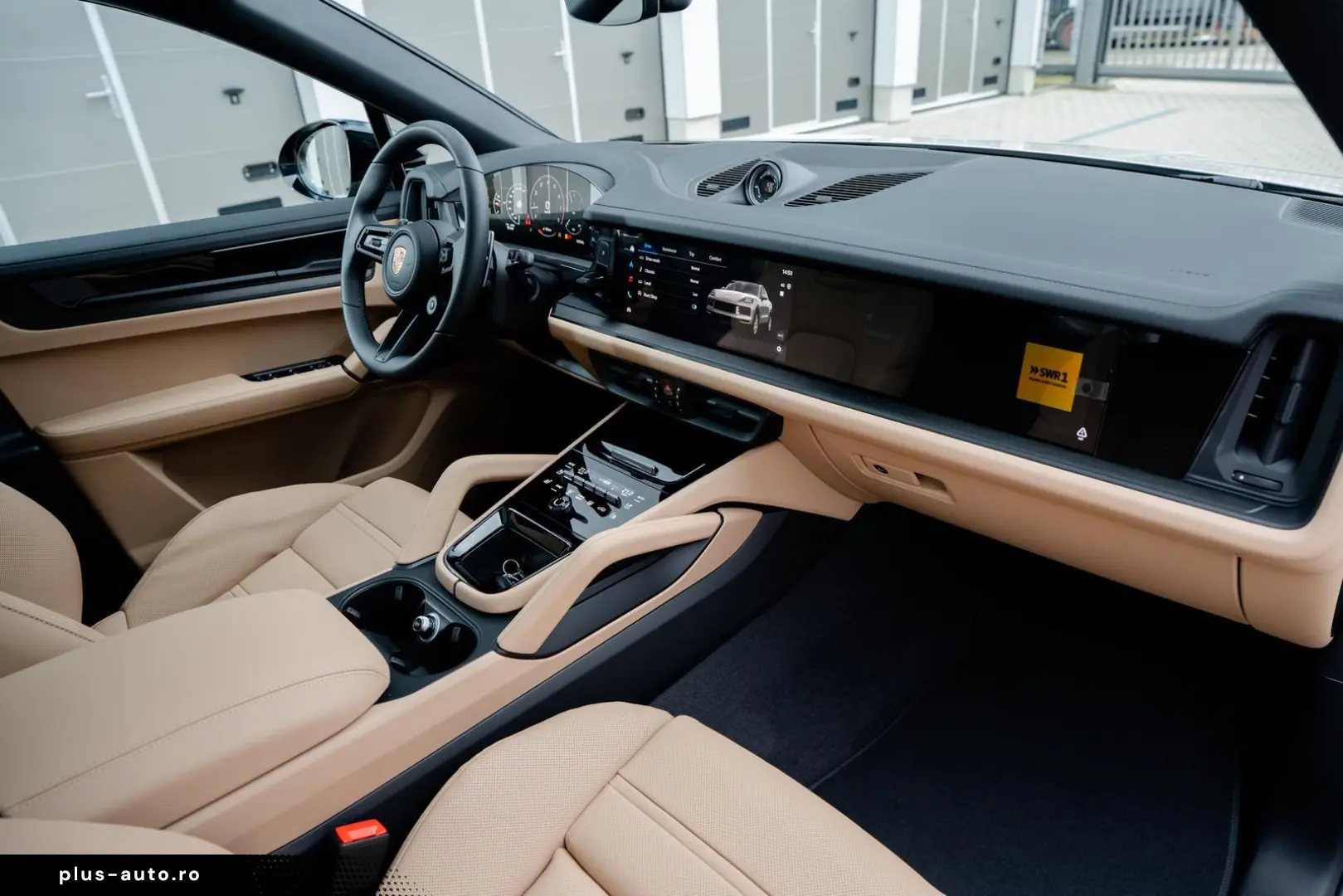 Porsche Cayenne Coupe   MY26   Cashmere