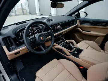 Porsche Cayenne Coupe   MY26   Cashmere