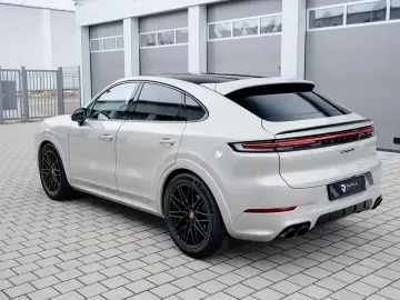 Porsche Cayenne Coupe   MY26   Cashmere