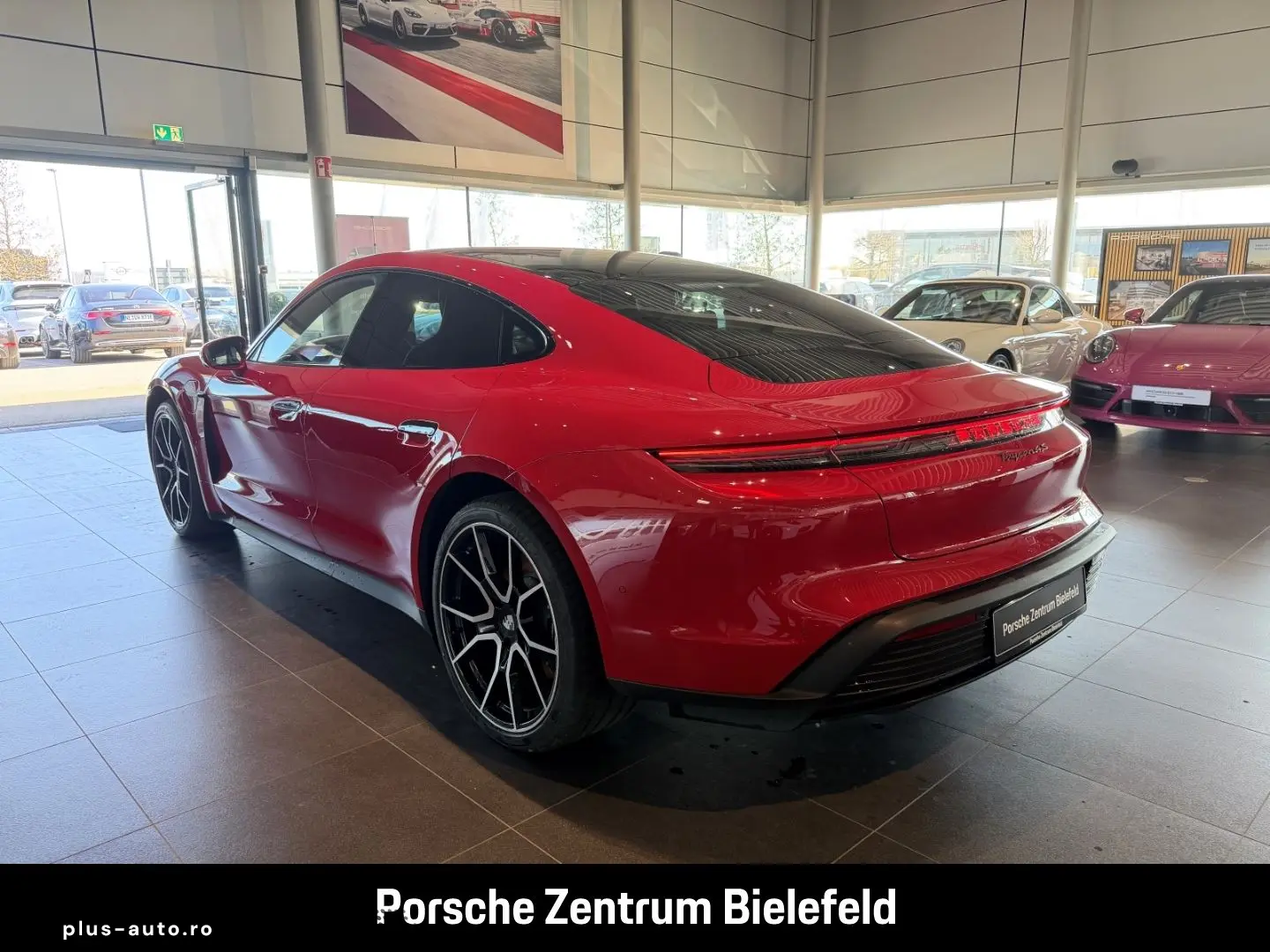 PORSCHE Taycan 4S HA-Lenkung Active-Ride InnoDrive BOSE