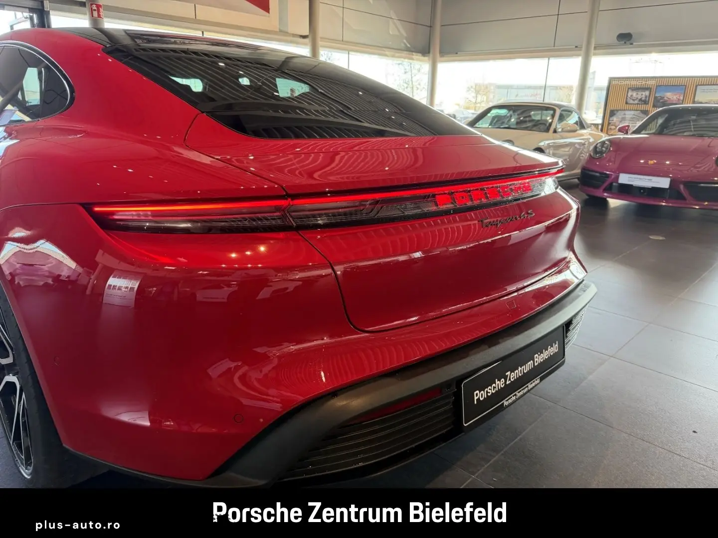 PORSCHE Taycan 4S HA-Lenkung Active-Ride InnoDrive BOSE