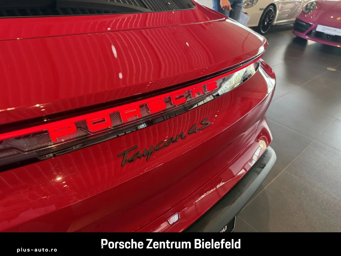 PORSCHE Taycan 4S HA-Lenkung Active-Ride InnoDrive BOSE