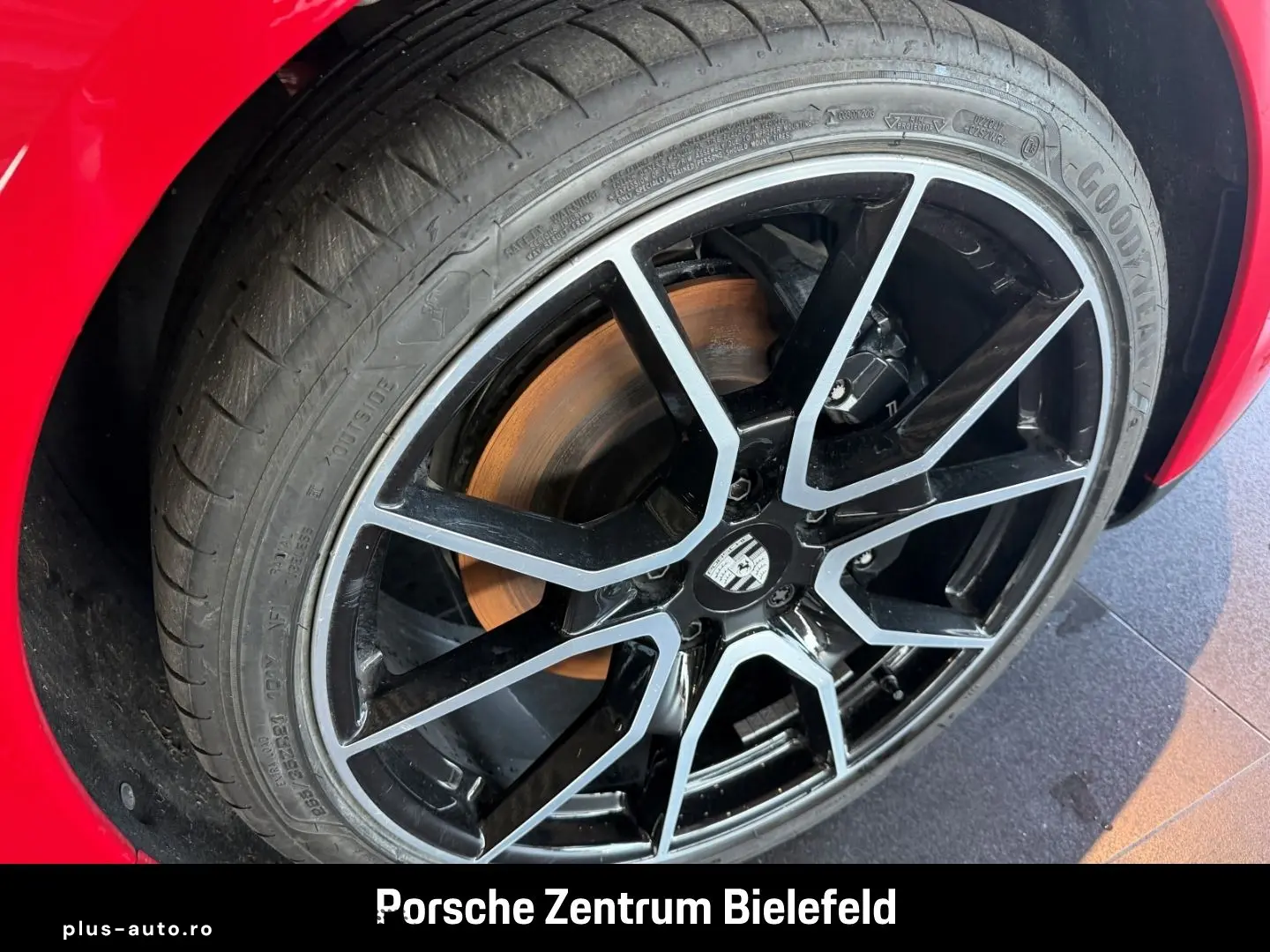 PORSCHE Taycan 4S HA-Lenkung Active-Ride InnoDrive BOSE