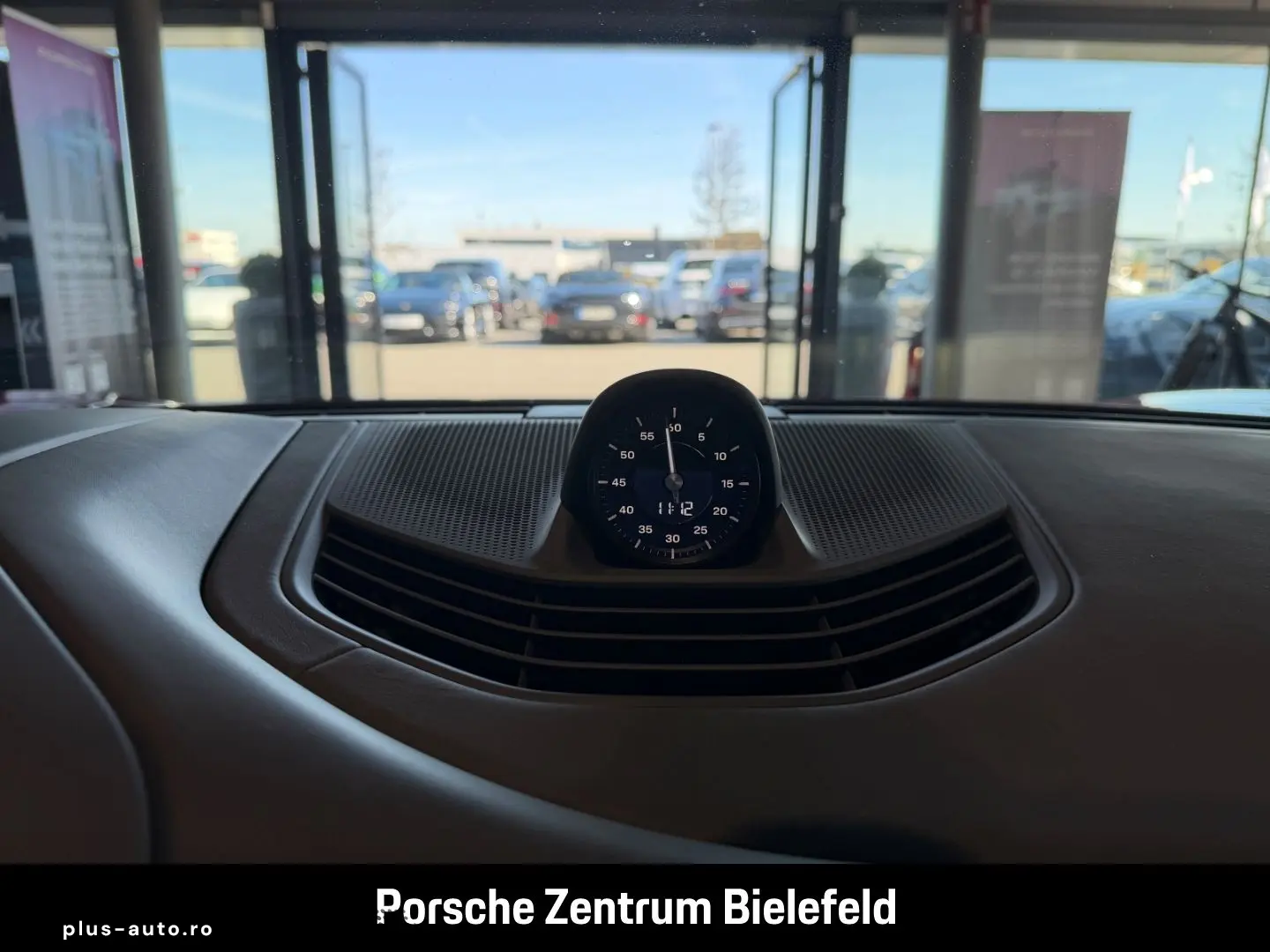 PORSCHE Taycan 4S HA-Lenkung Active-Ride InnoDrive BOSE