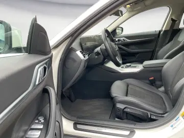 BMW i4 eDrive40 RÜKamera Ambiente LED HIFI Galvanik