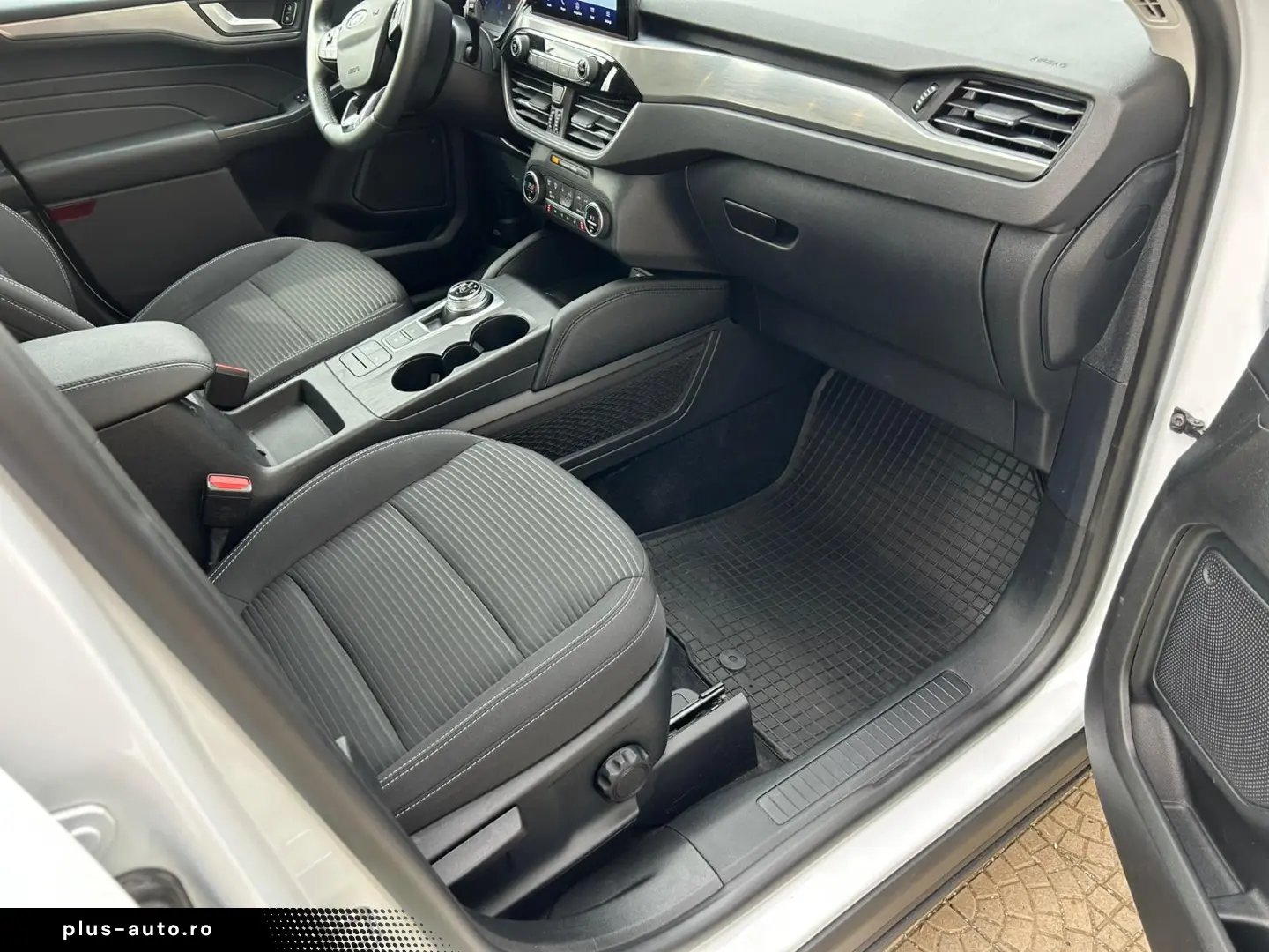 Ford Kuga 2.5 Duratec FHEV AWD Titanium
