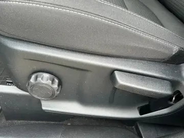 Ford Kuga 2.5 Duratec FHEV AWD Titanium