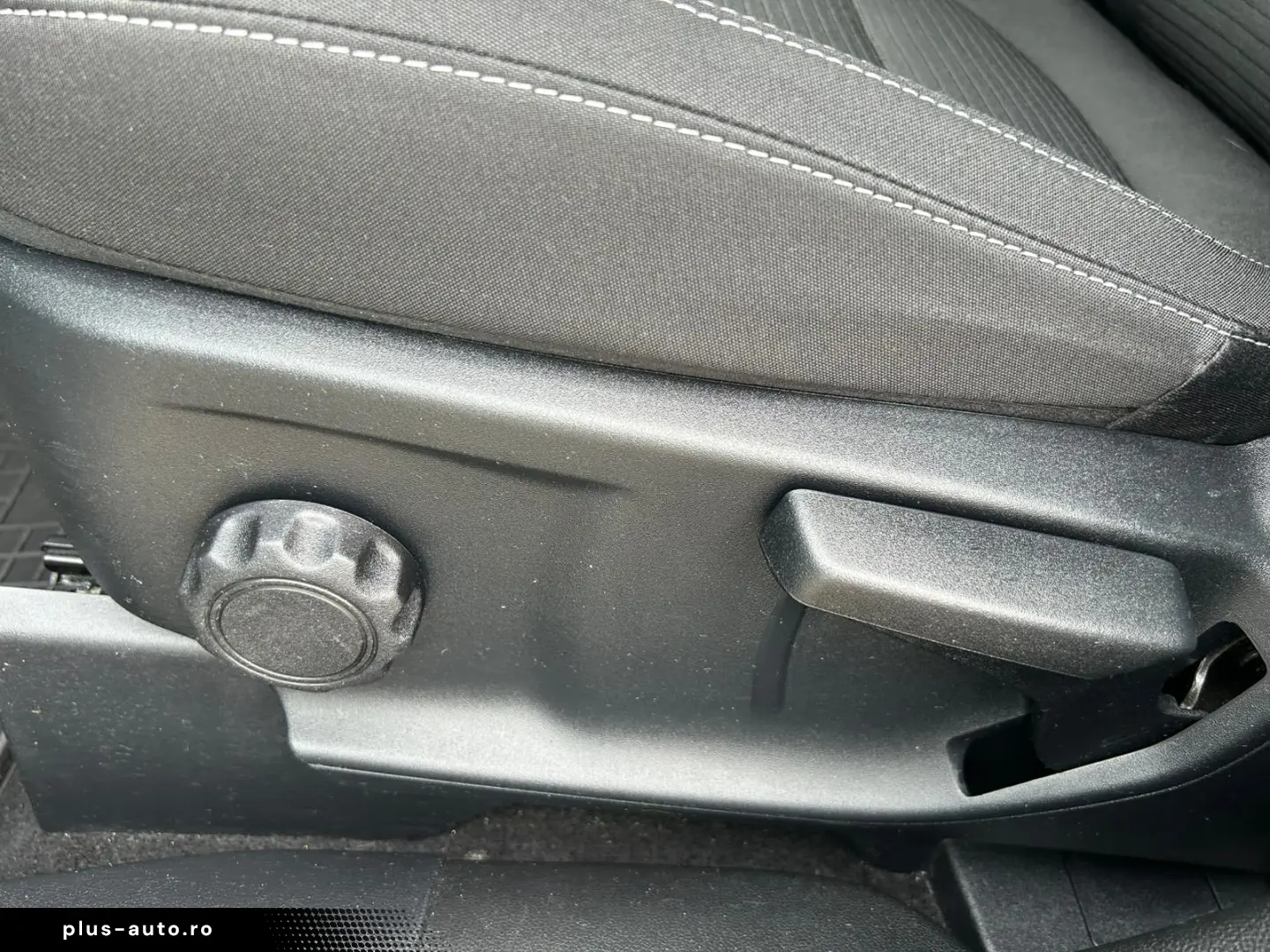 Ford Kuga 2.5 Duratec FHEV AWD Titanium