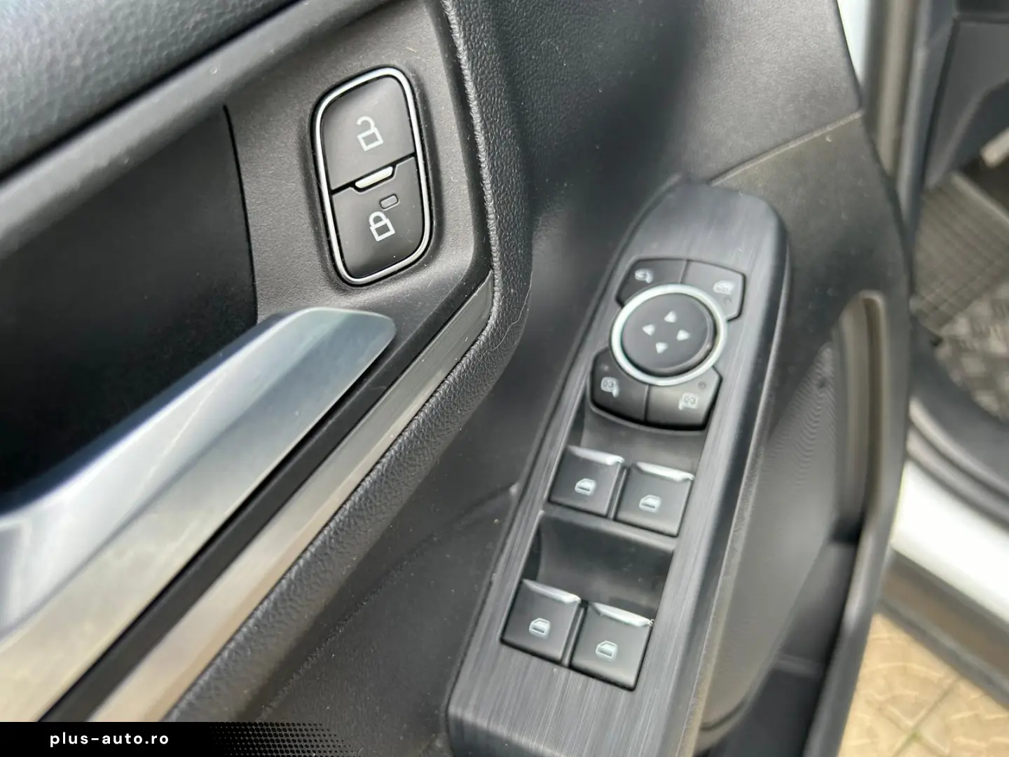 Ford Kuga 2.5 Duratec FHEV AWD Titanium