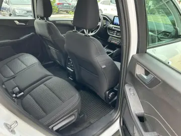 Ford Kuga 2.5 Duratec FHEV AWD Titanium