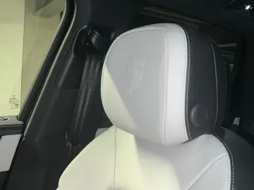 Porsche Cayenne E-Hybrid Black Edition