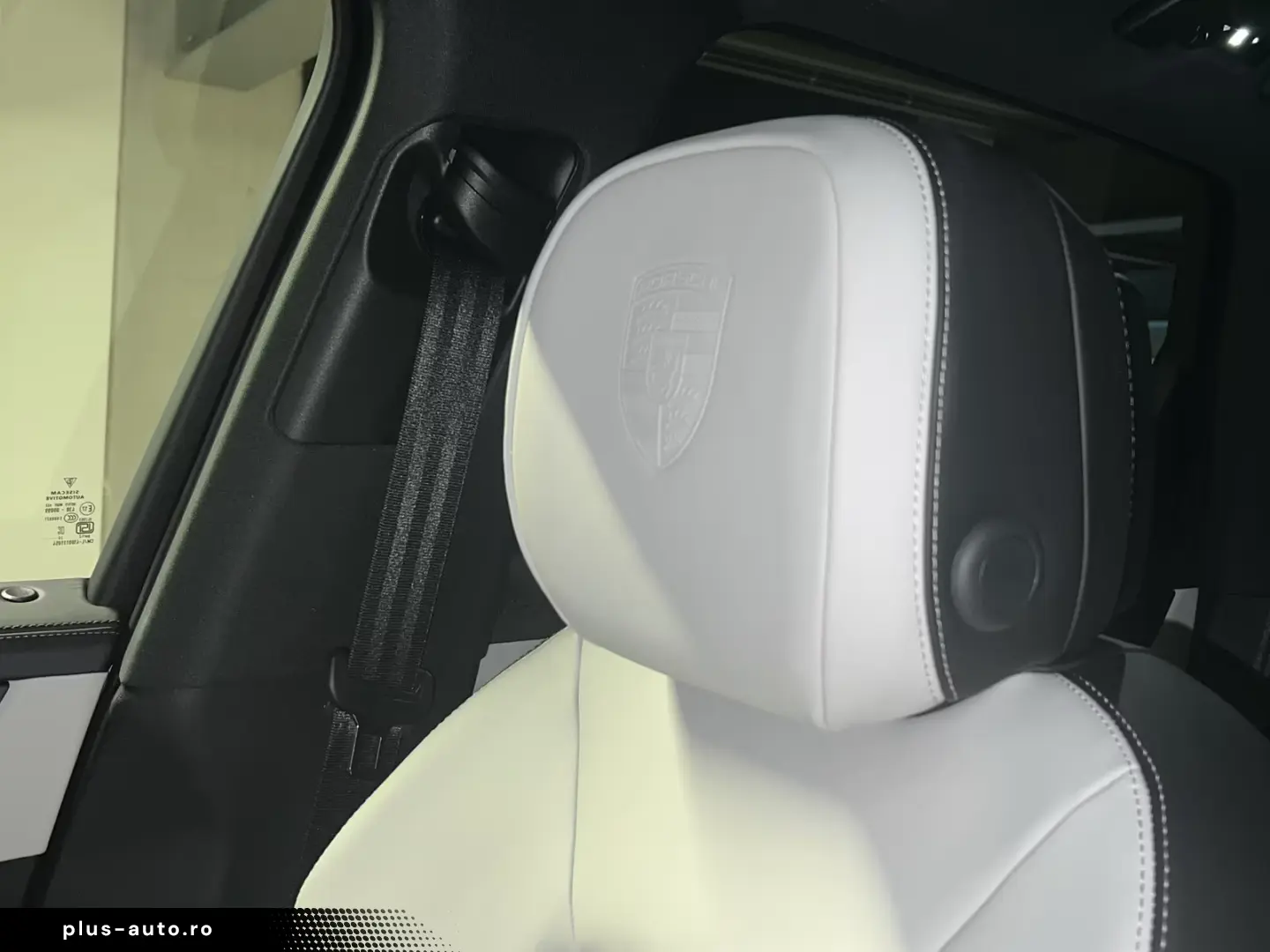 Porsche Cayenne E-Hybrid Black Edition