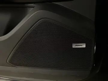 Porsche Cayenne E-Hybrid Black Edition