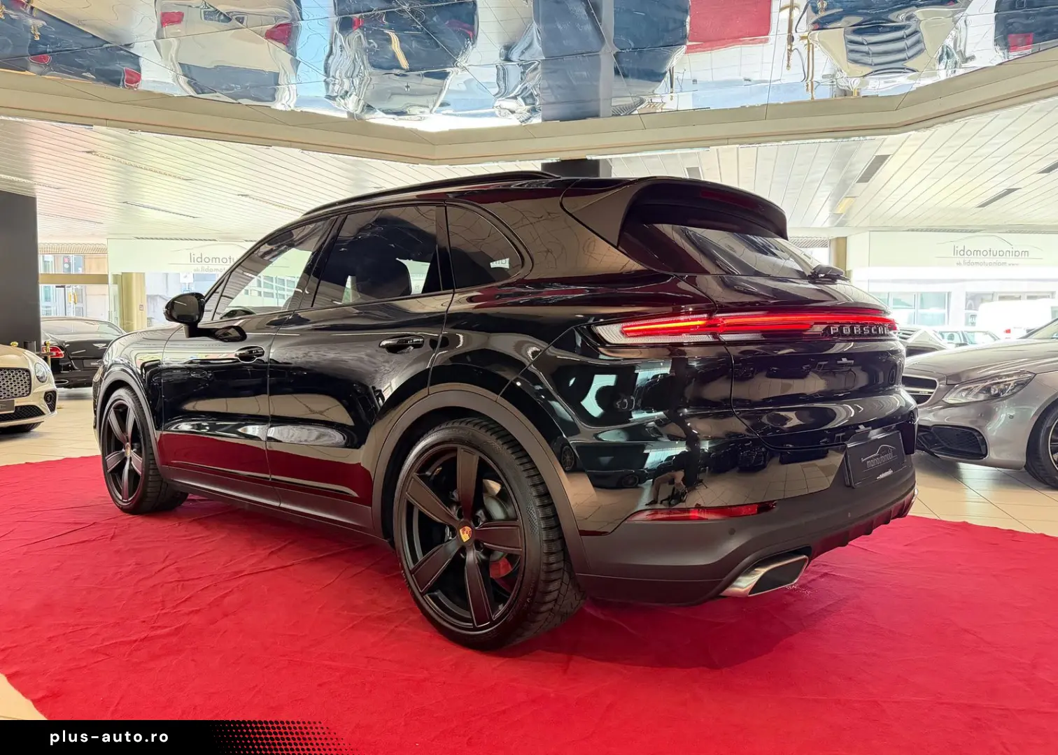 PORSCHE CayennePDCC Sport Head-Up Pano DAB