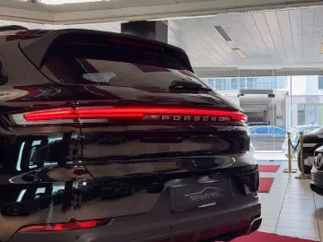 PORSCHE CayennePDCC Sport Head-Up Pano DAB