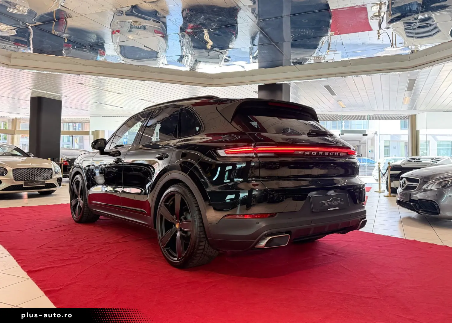PORSCHE CayennePDCC Sport Head-Up Pano DAB