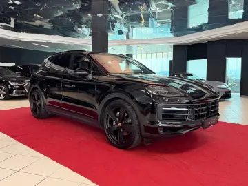 PORSCHE CayennePDCC Sport Head-Up Pano DAB
