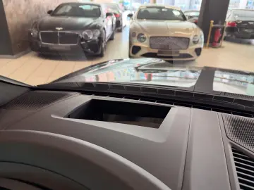 PORSCHE CayennePDCC Sport Head-Up Pano DAB