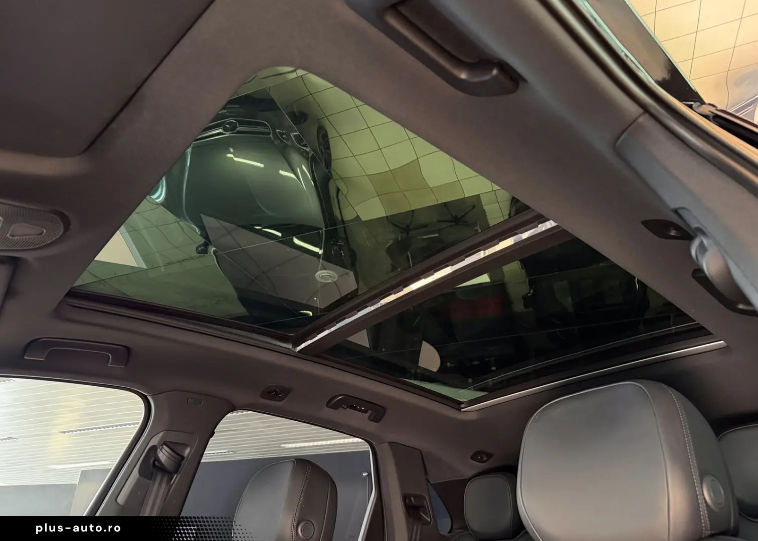PORSCHE CayennePDCC Sport Head-Up Pano DAB