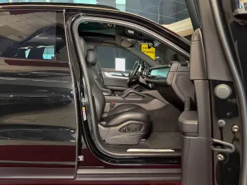 PORSCHE CayennePDCC Sport Head-Up Pano DAB