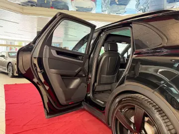 PORSCHE CayennePDCC Sport Head-Up Pano DAB
