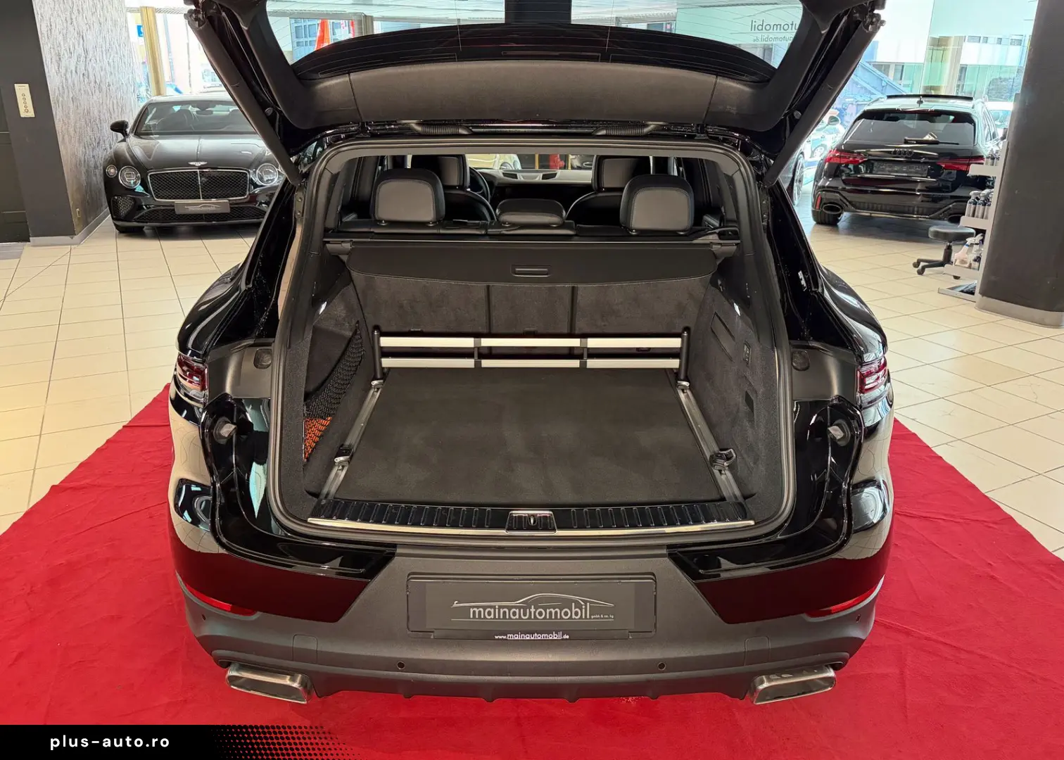 PORSCHE CayennePDCC Sport Head-Up Pano DAB