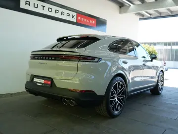 PORSCHE Cayenne Coupe S E-Hybrid MY2025 5xDisplay Kreide