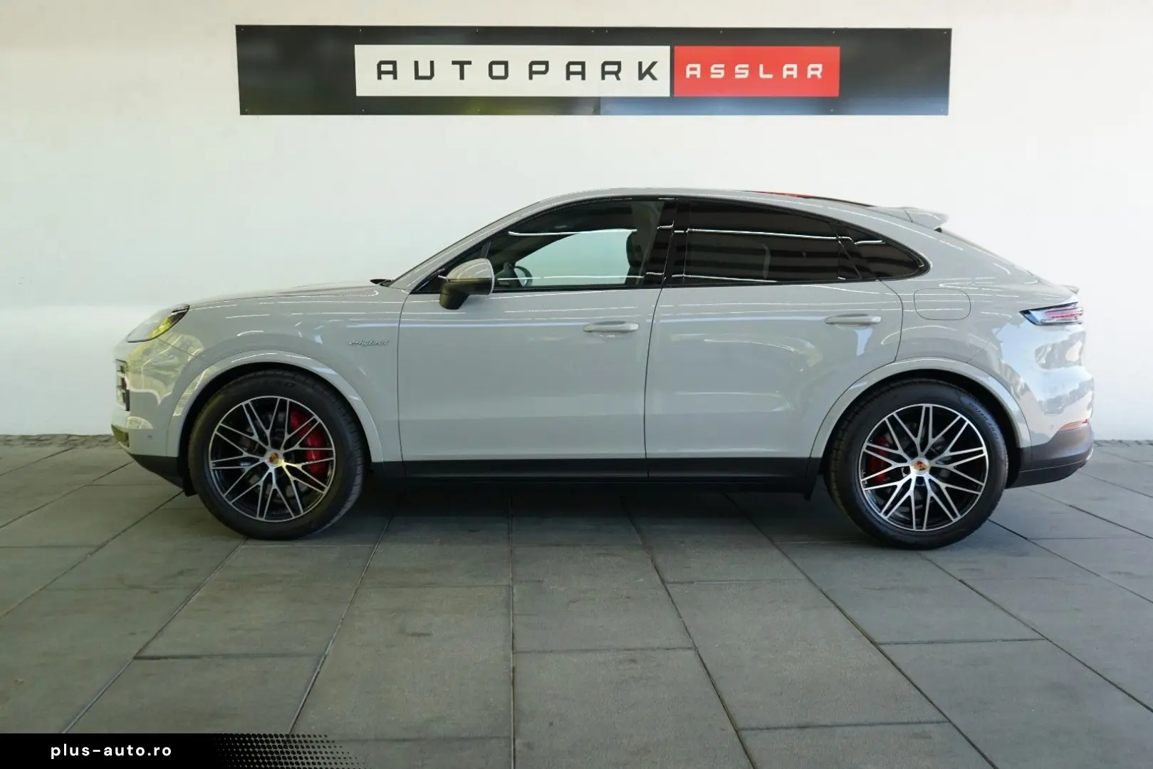 PORSCHE Cayenne Coupe S E-Hybrid MY2025 5xDisplay Kreide