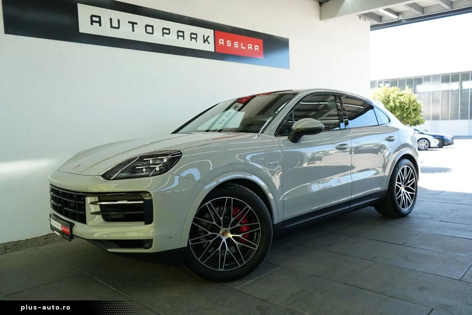 PORSCHE Cayenne Coupe S E-Hybrid MY2025 5xDisplay Kreide