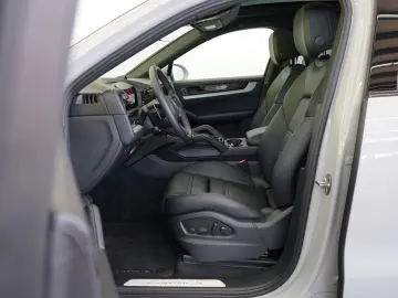 PORSCHE Cayenne Coupe S E-Hybrid MY2025 5xDisplay Kreide